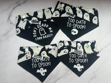 Load image into Gallery viewer, Halloween - Glow In The Dark Ghosts - Small + Medium