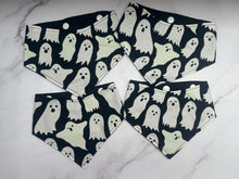 Load image into Gallery viewer, Halloween - Glow In The Dark Ghosts - Small + Medium