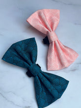 Load image into Gallery viewer, Seafoam Bow Tie