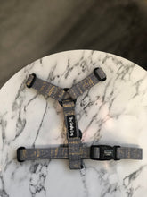Load image into Gallery viewer, Tree Bark - Slate Strap Harness