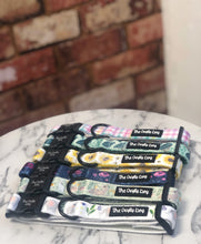 Load image into Gallery viewer, Picnic Plaid Collar