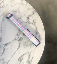Load image into Gallery viewer, Picnic Plaid Collar