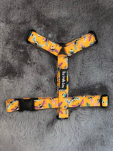 Load image into Gallery viewer, Humble Bee Strap Harness