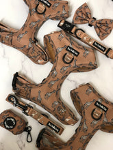 Load image into Gallery viewer, Giraffic Park Poop Bag Holder