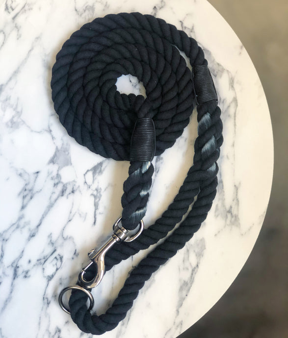 All Black Everything Rope Lead